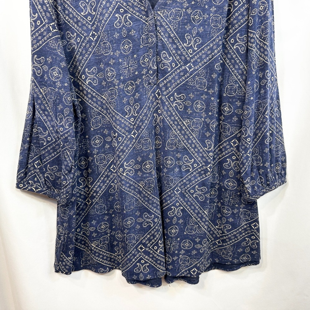 Lucky Brand Plus Sz 3X Top Navy Blue Bandana Print V-Neck Tunic Cotton Boho 619 - Picture 4 of 9